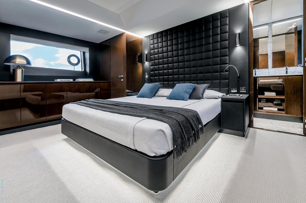 Riva_82__Diva_2.jpg